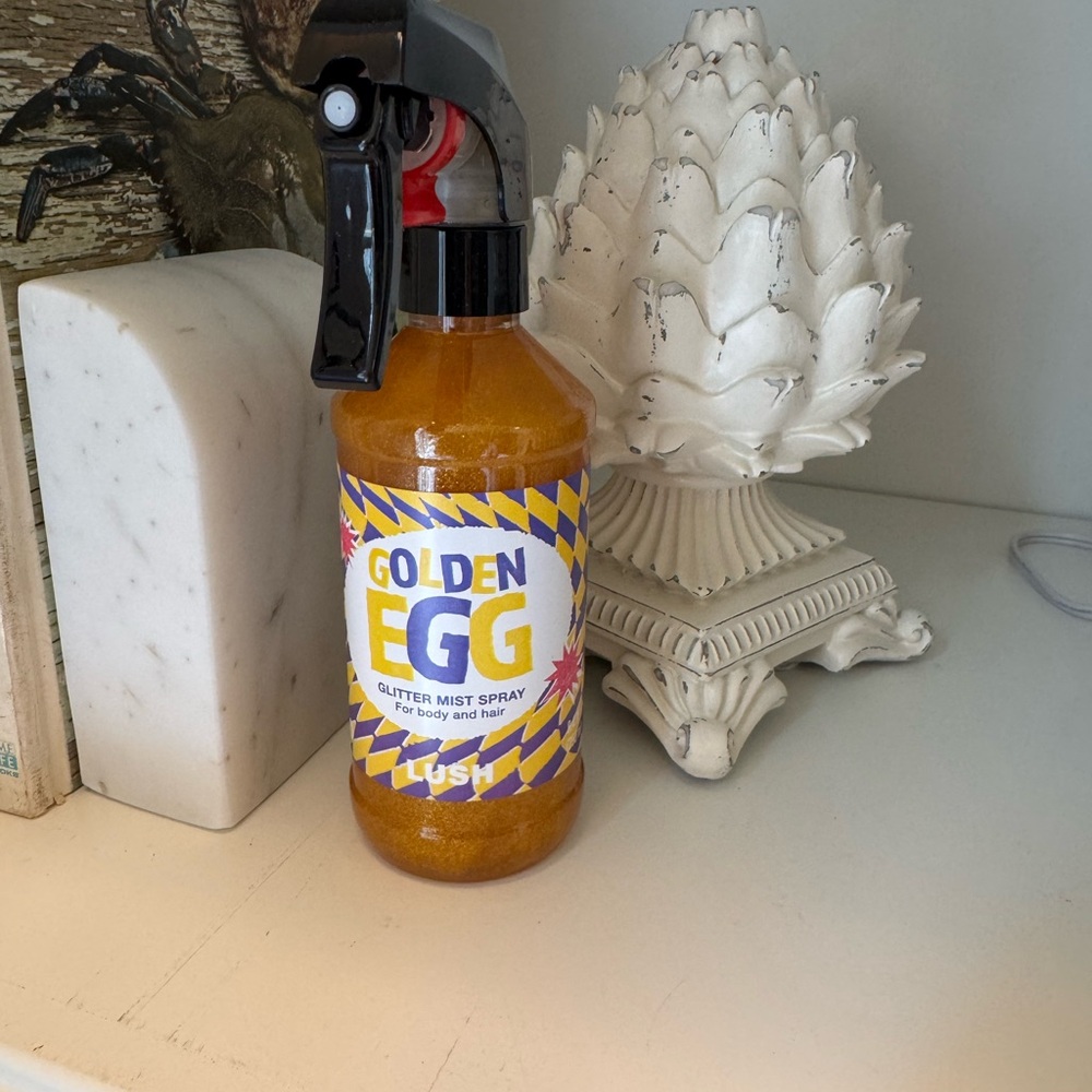 Lush Golden Egg Glitter Mist Spray - Shimmering Gold